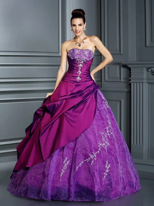 Clothing Store Ball Gown Strapless Applique Sleeveless Long Taffeta Quinceanera Dresses