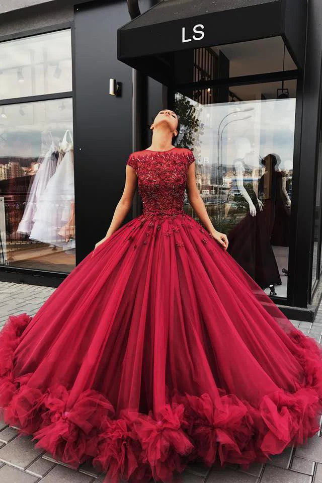 Affordable Luxury Women's Apparel Red Tulle Appliques Ball Gown Round Neck Prom Dress Quinceanera Dresses