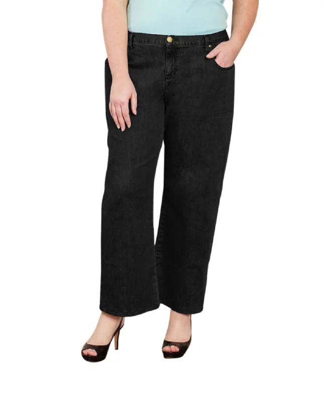 Fashionable Women's Clothing Plus Size Five Pocket Wide Leg Jeans In Black