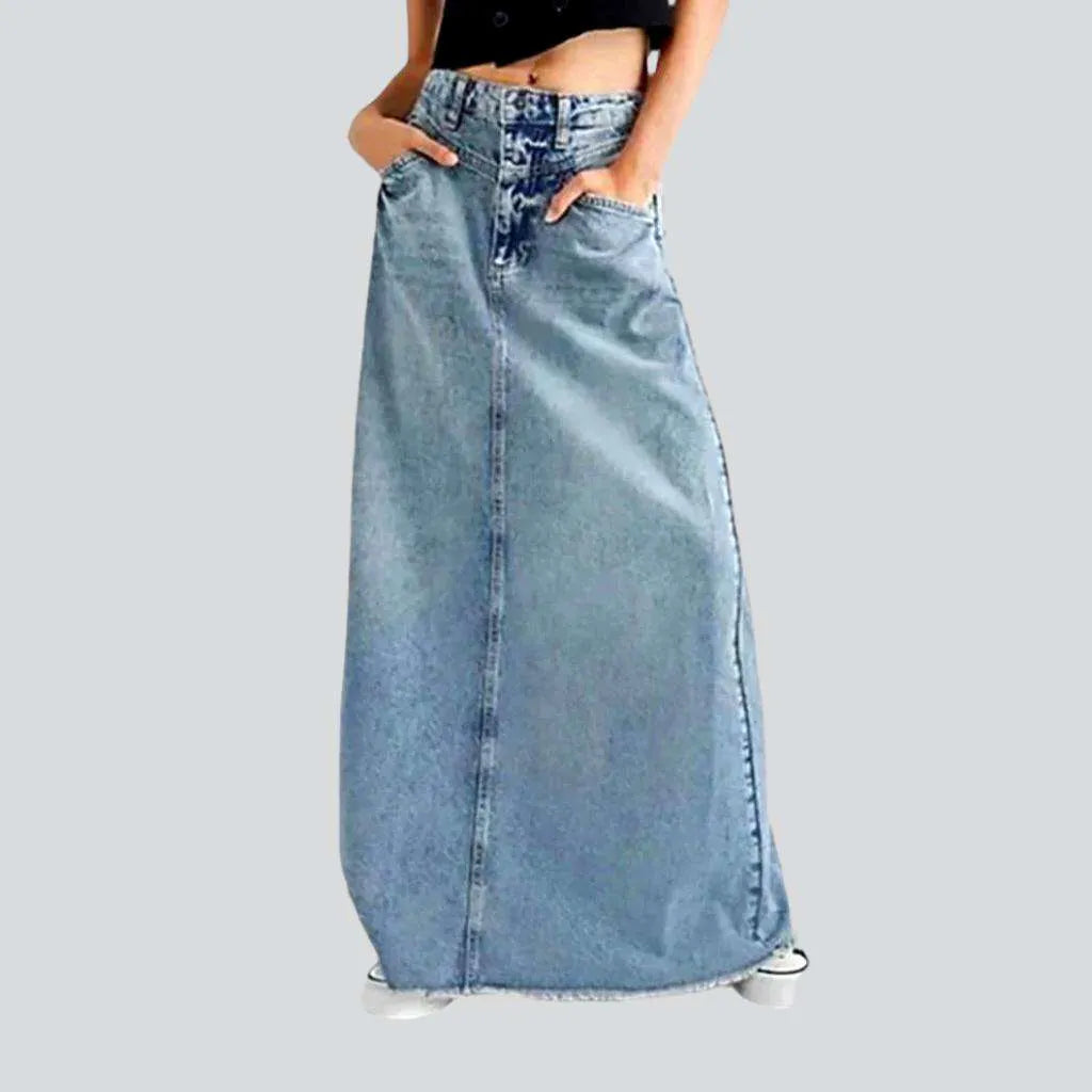 Luxury Women's Clothing Light-wash women's denim skirt